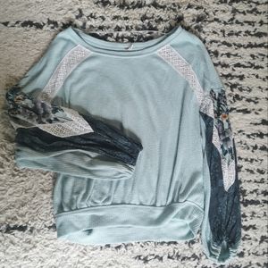 Free People / Balloon Sleeve Top